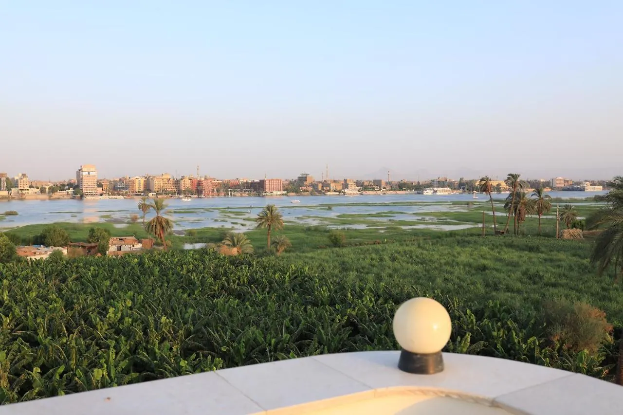 Dream Island Hotel Luxor