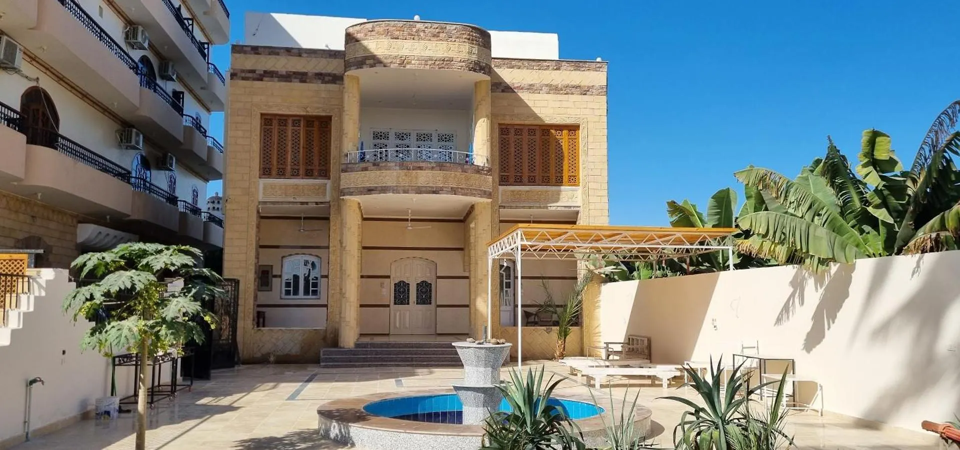 Dream Island Hotel Luxor